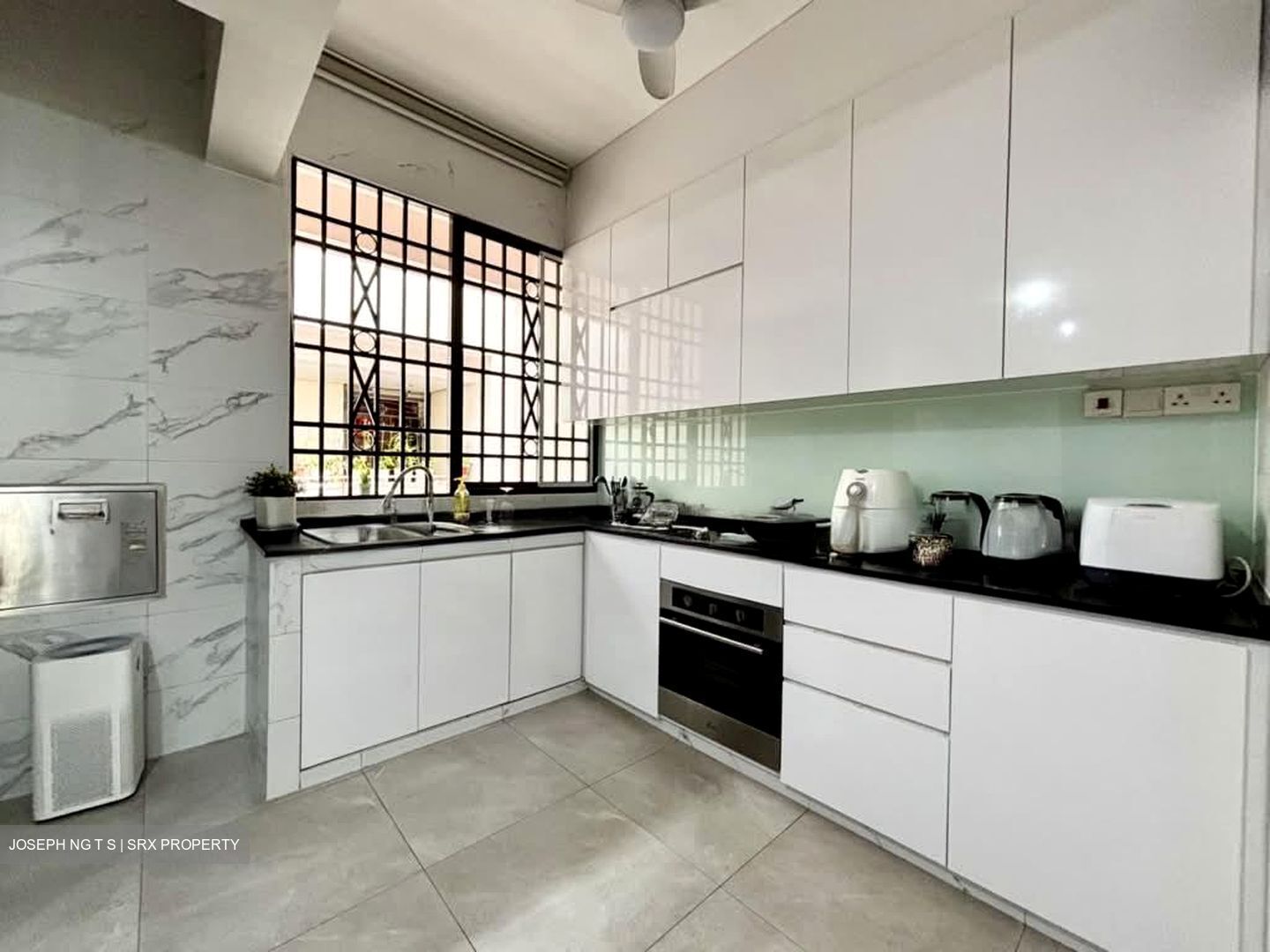 Seletaris (D27), Condominium #564139021